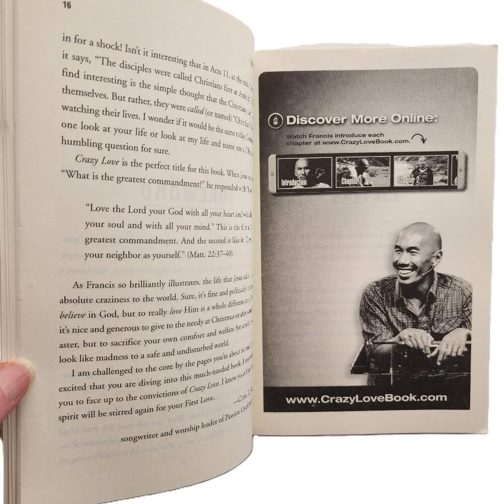 Crazy Love: Overwhelmed by a Relentless God by Francis Chan
